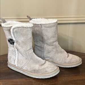 American Eagle Outfitters Light Taupe Suede-Look Button Booties